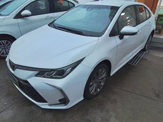 TOYOTA COROLLA 2.0 VVT-IE FLEX XEI DIRECT SHIFT TOYOTA COROLLA 2.0 VVT-IE FLEX XEI DIRECT SHIFT